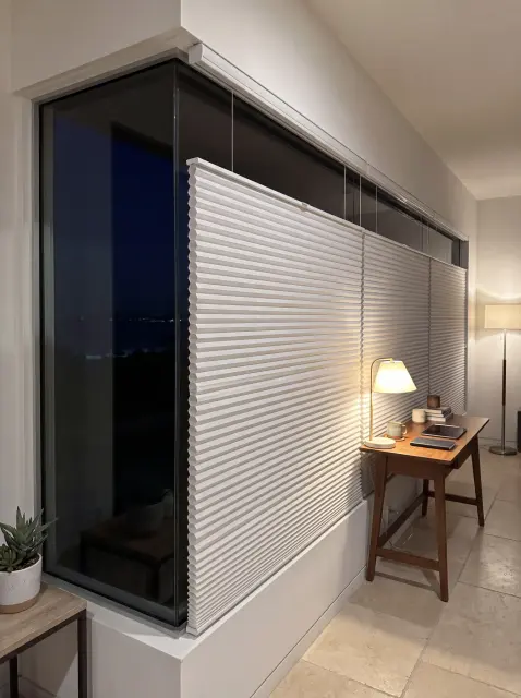 Cellular Shades, photo 3