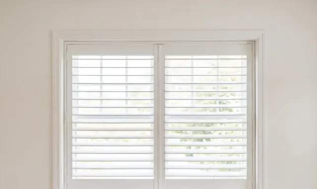 Composite shutters, photo 1