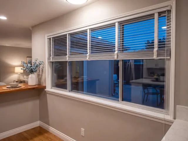 Faux Wood Blinds, photo 2