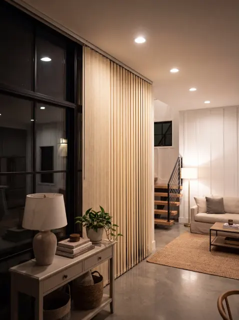 Vertical Blinds, photo 2