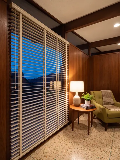 Wood Blinds, photo 4